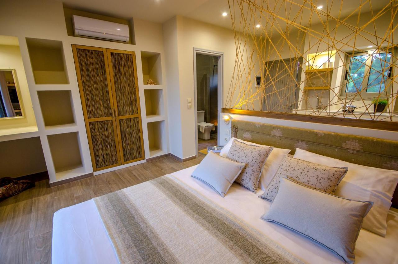 Forest Resort Suites Skiathos 特劳洛斯 外观 照片