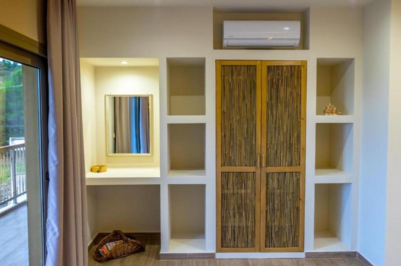 Forest Resort Suites Skiathos 特劳洛斯 外观 照片