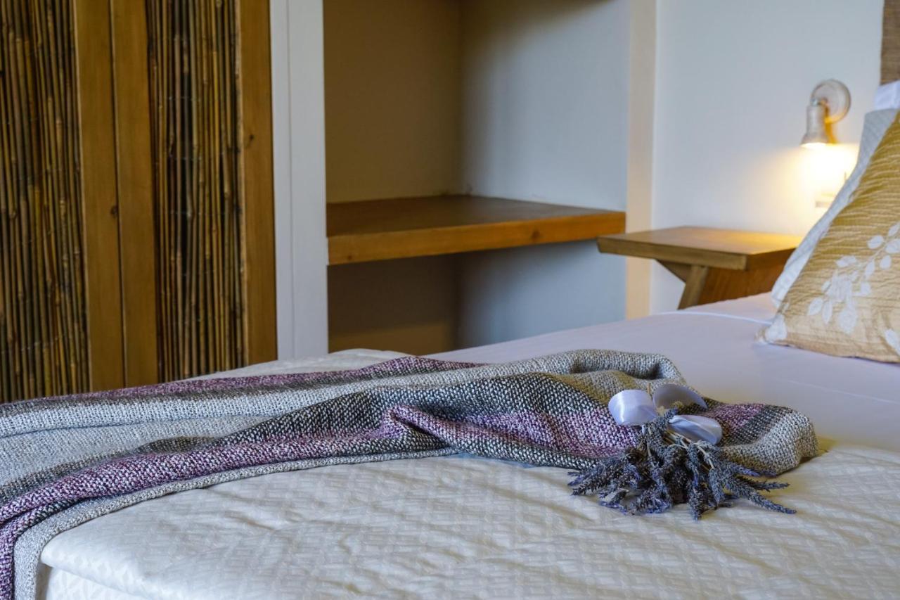 Forest Resort Suites Skiathos 特劳洛斯 外观 照片